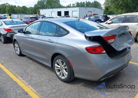 2015 Chrysler 200 S z USA, uszkodzony, nr VIN 1C3CCCBG8FN608882